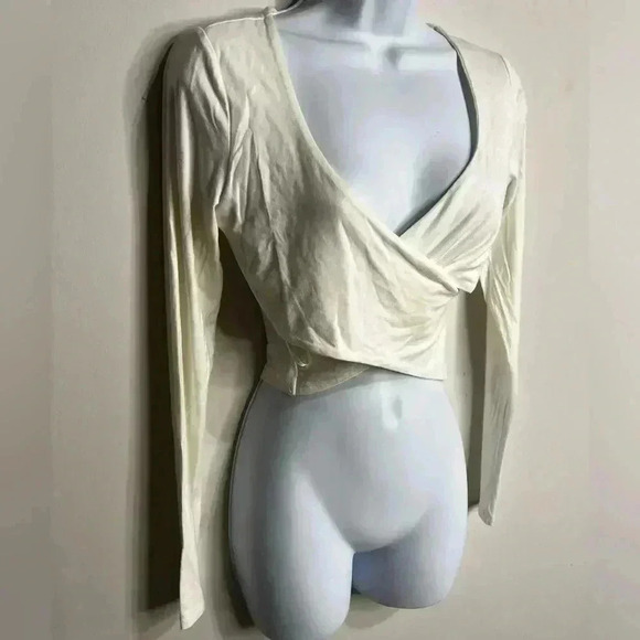 Revolve Superdown Cross Front Top Size Small - Picture 2 of 5